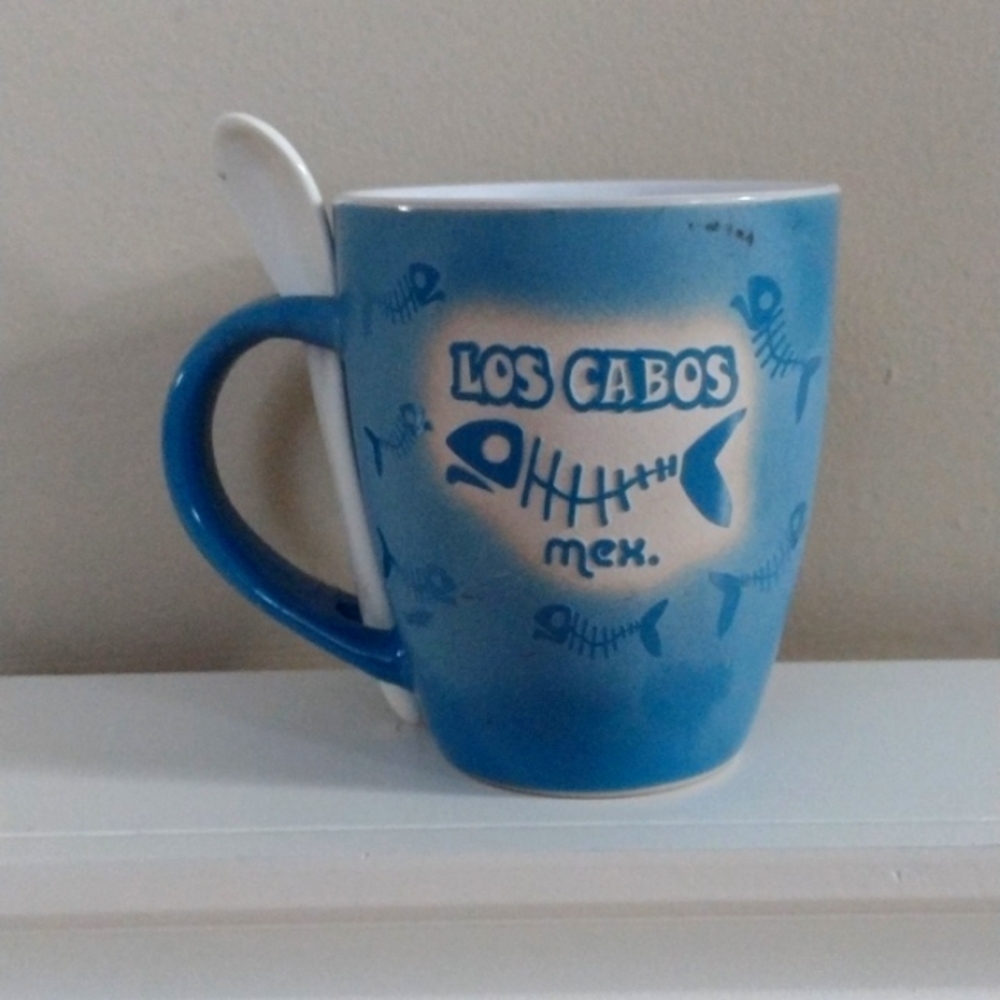 Los Cabos Blue BoneFish Mug with Ceramic Spoon 12 Oz. New